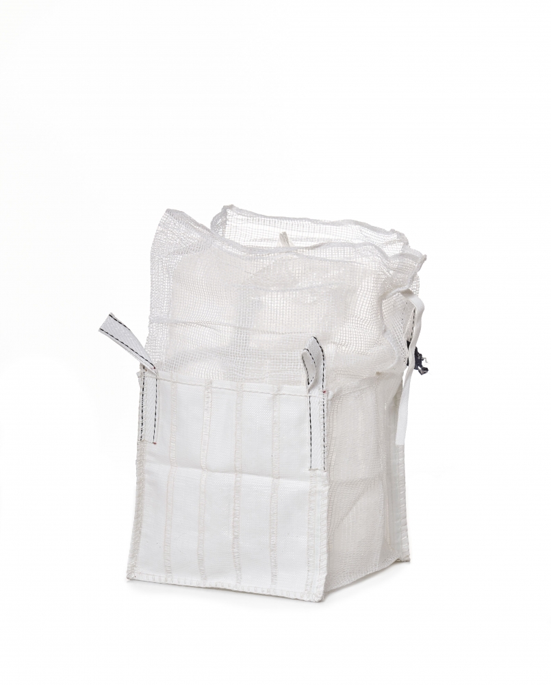 Bulk Bag with discharge spout and closing skirt